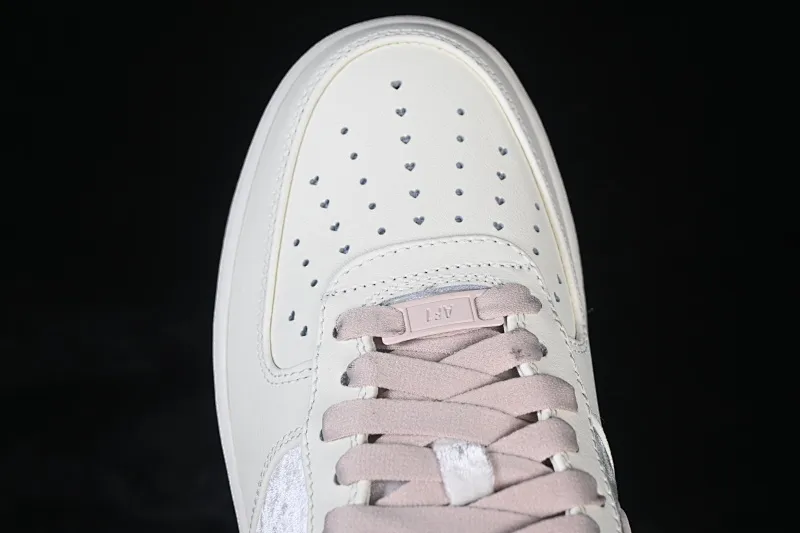 All categories Nk Air Force 1 Air Force series Nk Air Force 1 Low Air Force low-top Nike Air Force 1'07 Low Valentine's Day limited Air Force 1 low-top casual sneakers IQ4937-161